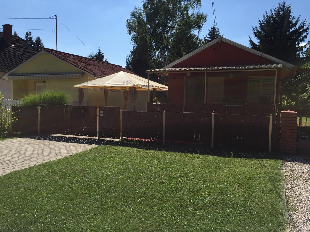 Gunarasi villa jacuzzival Dombóvár Esterno foto